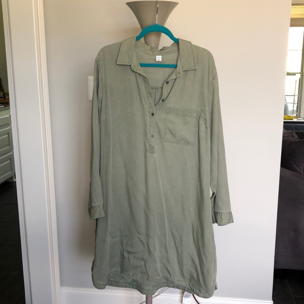 Old Navy dress
